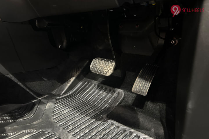 MG Hector Plus Pedals/Foot Controls