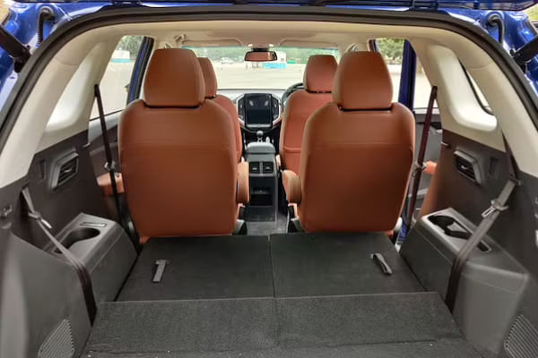 MG Hector Plus 2020-2023 Boot