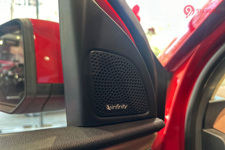 MG Hector Plus Front Tweeters