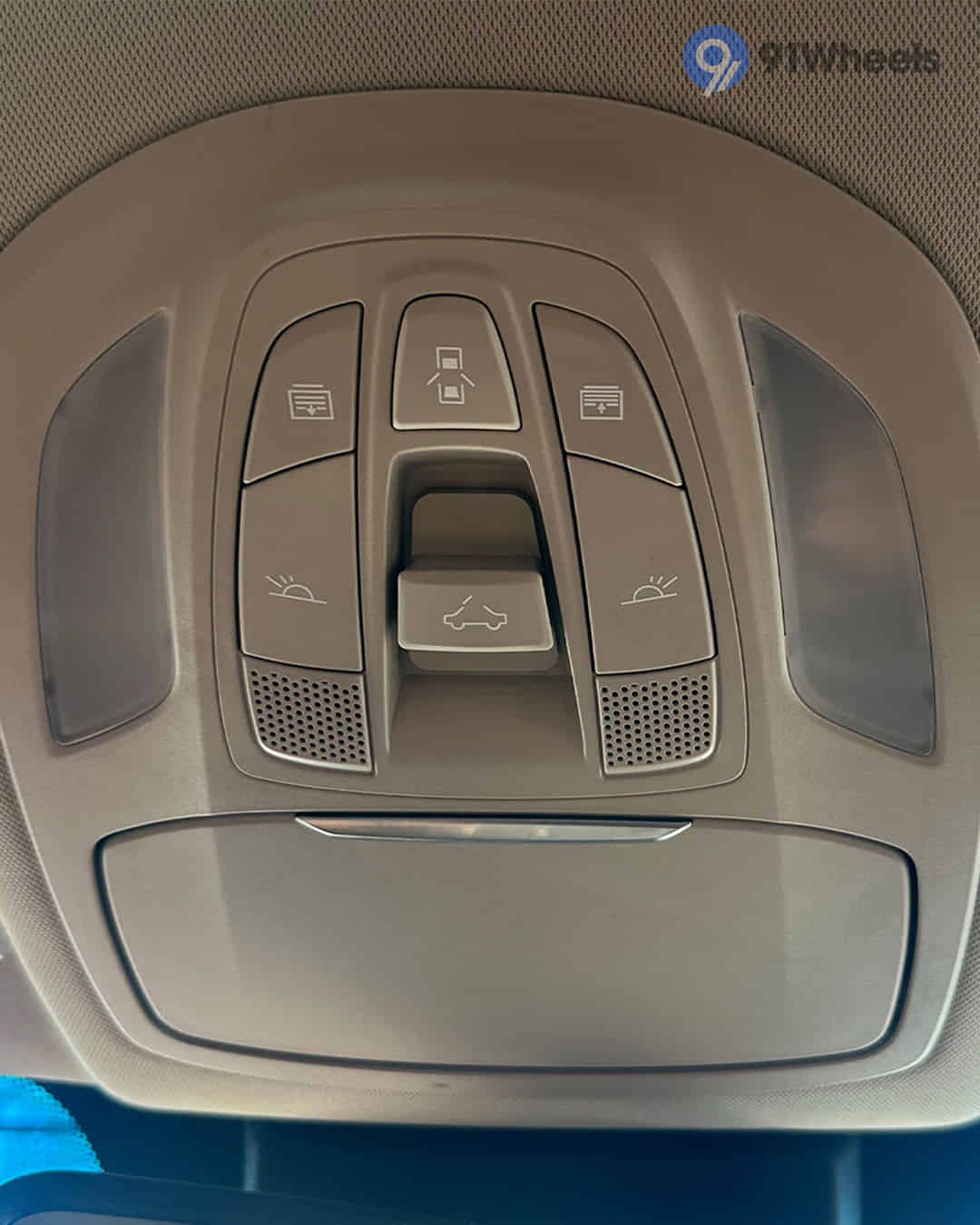 MG Hector Plus 2023-2025 image