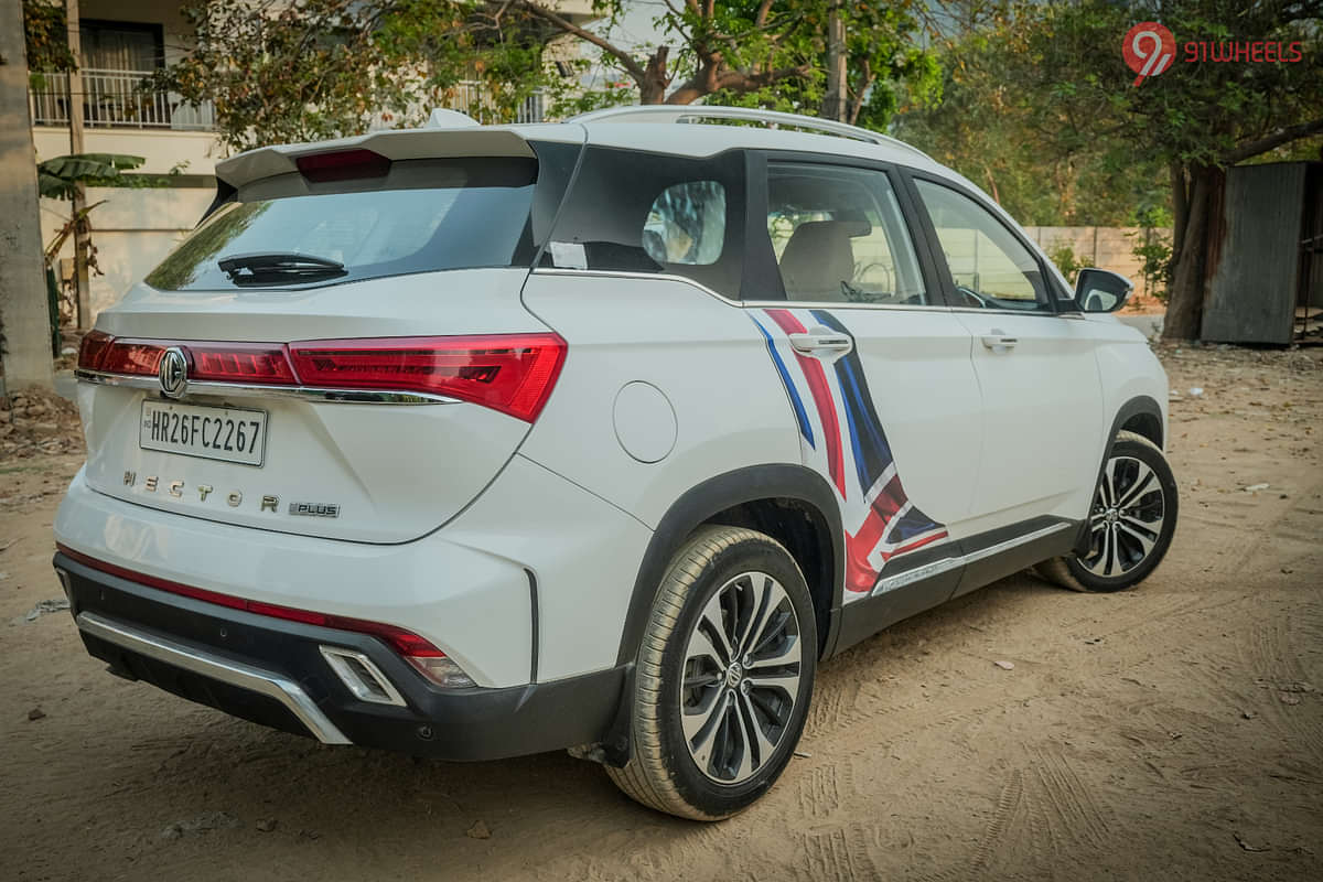 MG Hector Plus Right Rear Three Quarter