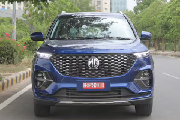 MG Hector Plus 2020-2023 Front Profile