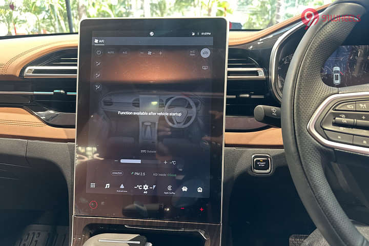 MG Hector Plus Infotainment System