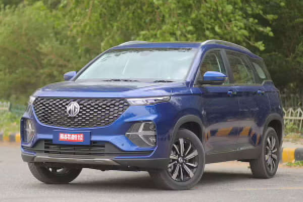 MG Hector Plus 2020-2022 Cornering Shot