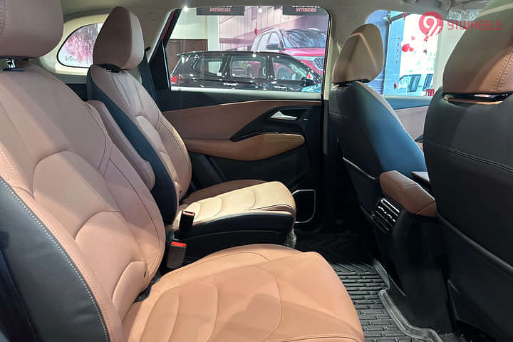 MG Hector Plus Rear Seats