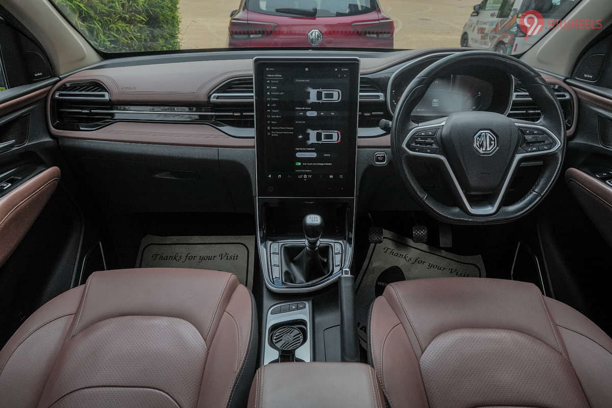 MG Hector Plus Dashboard