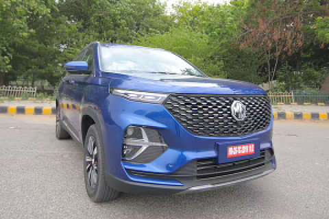 MG Hector Plus 1.5 Petrol MT Style Side Profile