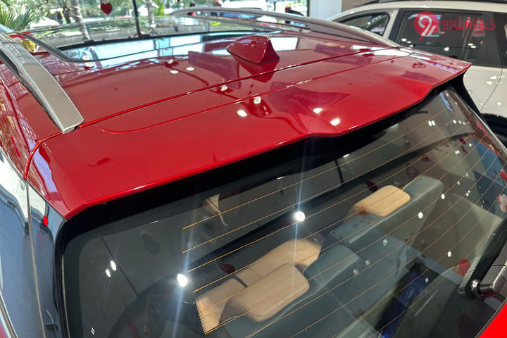 MG Hector Plus Rear Spoiler