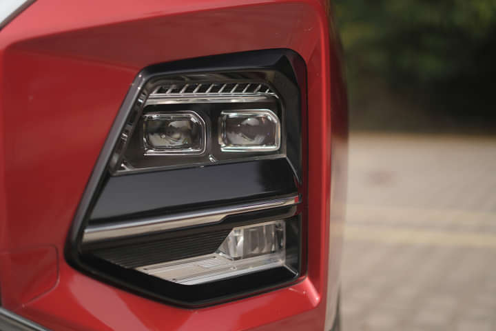 MG Hector Front Fog Lamp