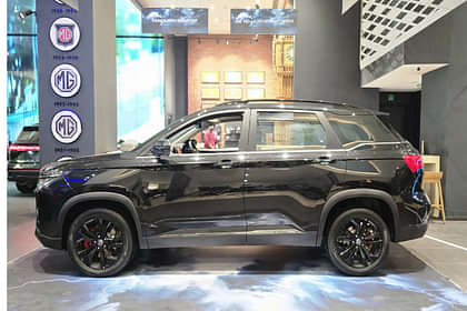MG Hector Limited Edition Left Side View