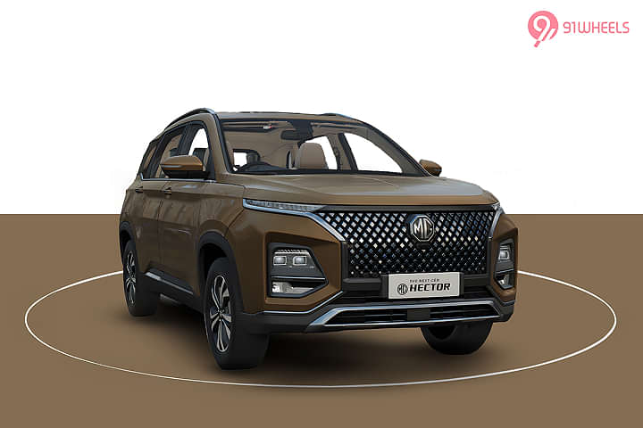 MG Hector Right Front Three Quarter