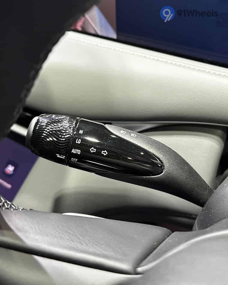 Driver Controls - 4 Driver Controls - 4