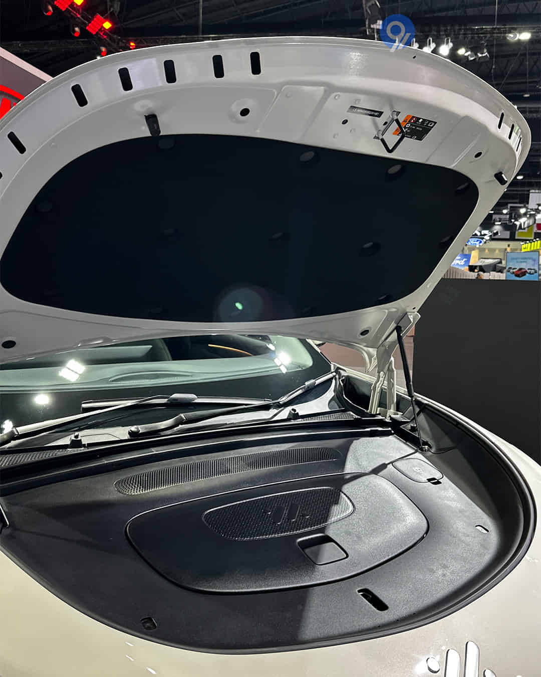 Bonnet / Hood Release Bonnet / Hood Release