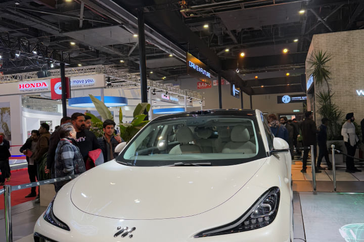 MG IM6 Front Windshield/Windscreen