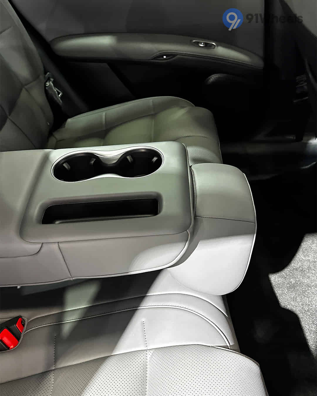 Rear Cup Holders Rear Cup Holders
