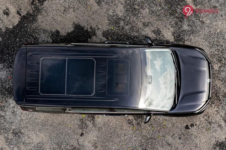MG M9 Car Roof