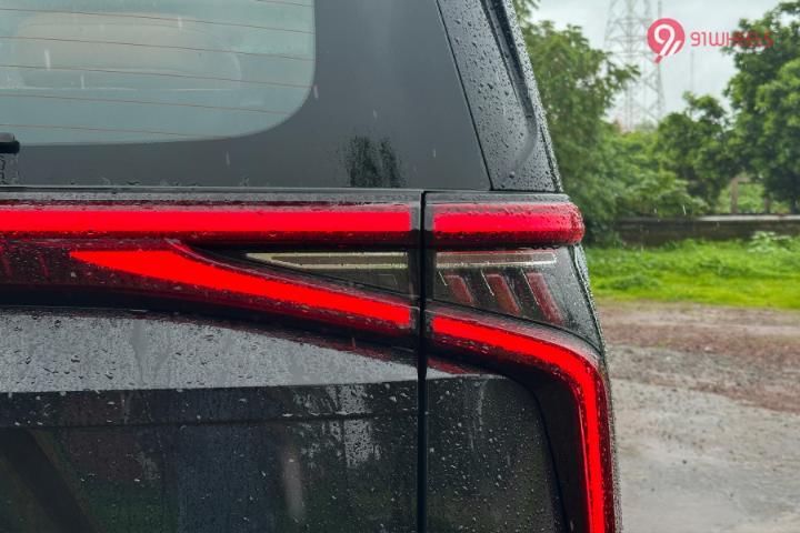 MG M9 Tail Light/Tail Lamp