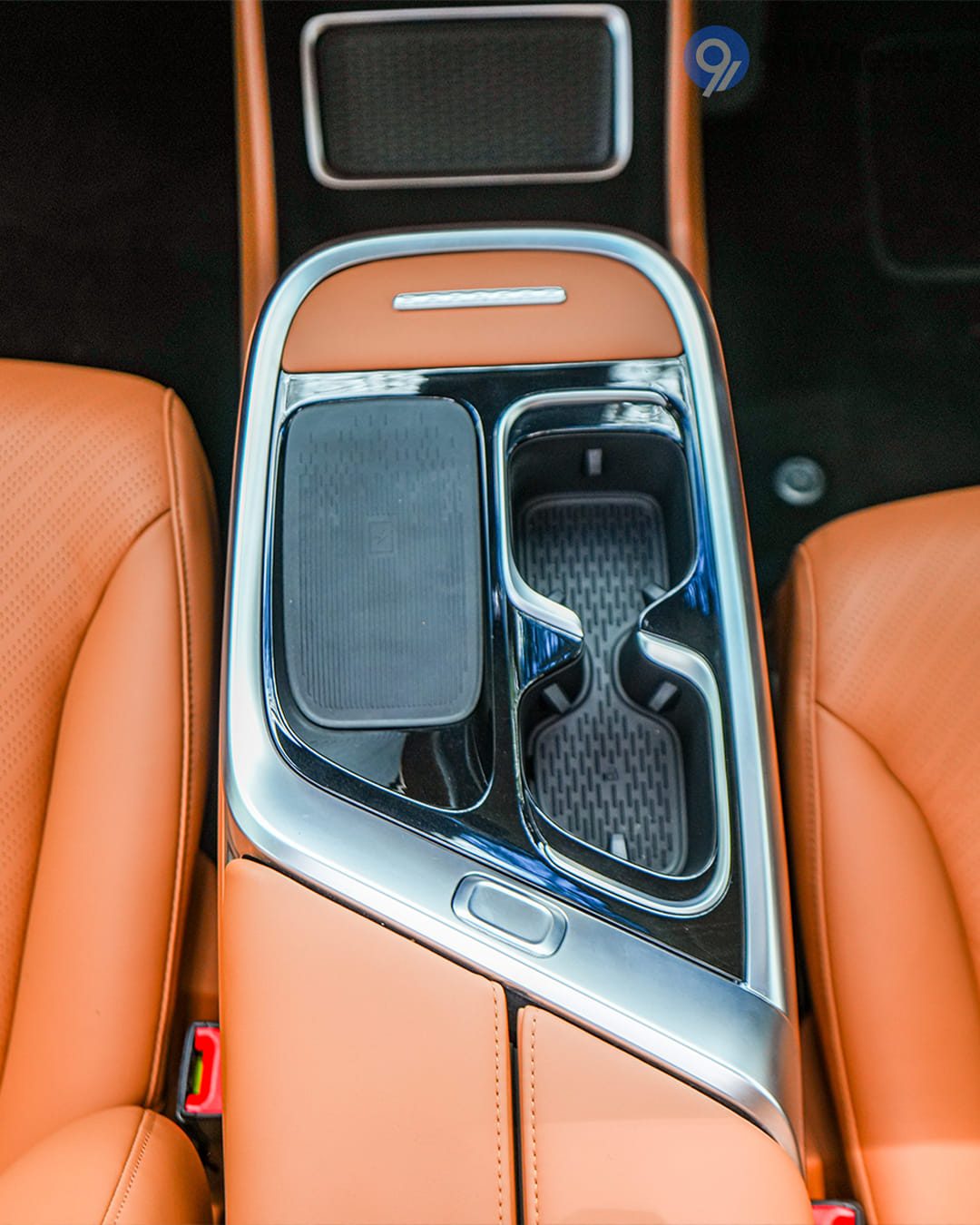 MG M9 Front Centre Arm Rest