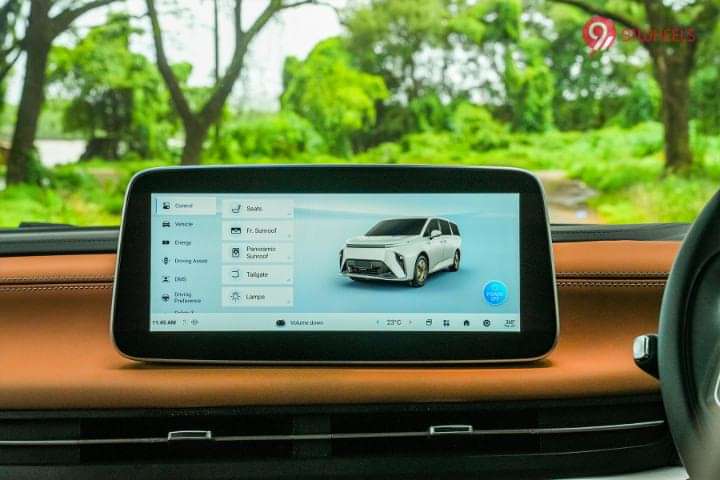 MG M9 Infotainment System