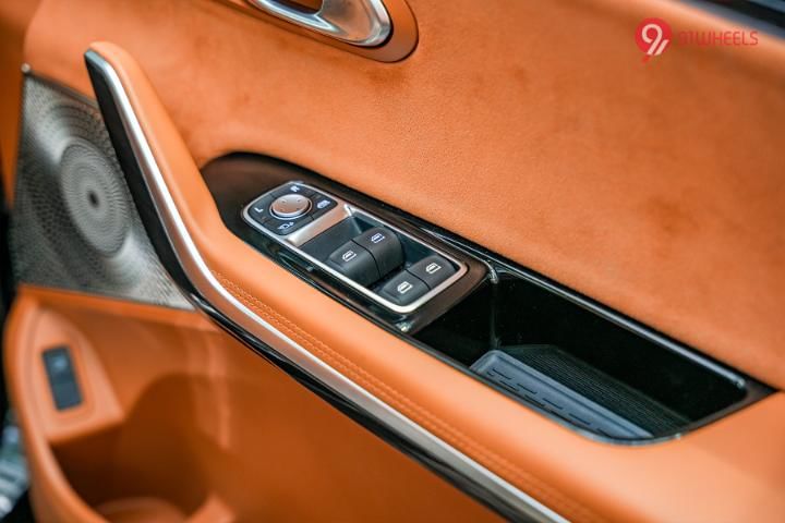 MG M9 Driver Side Door Switches