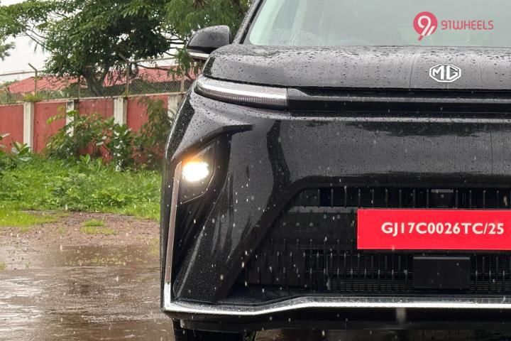 MG M9 Front Fog Lamp