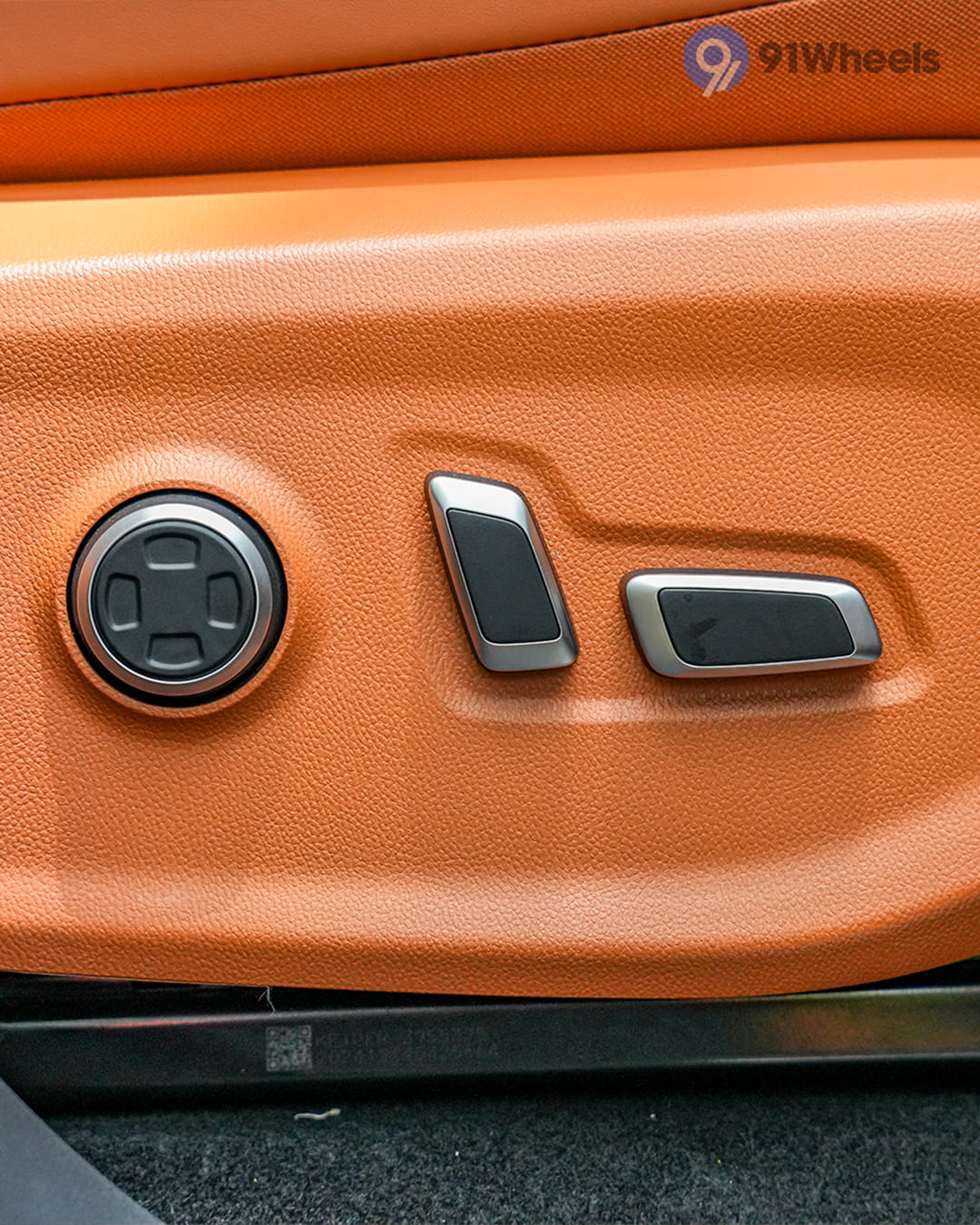 MG M9 Seat Adjustment for Driver