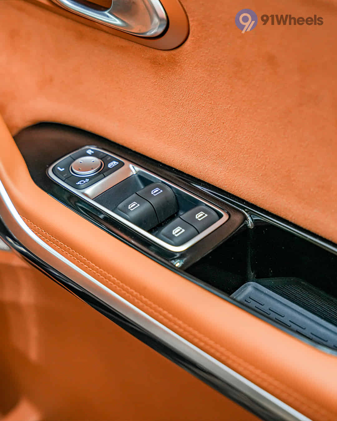 Outer Rear View Mirror (ORVM) Controls