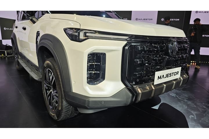 MG Majestor Grille