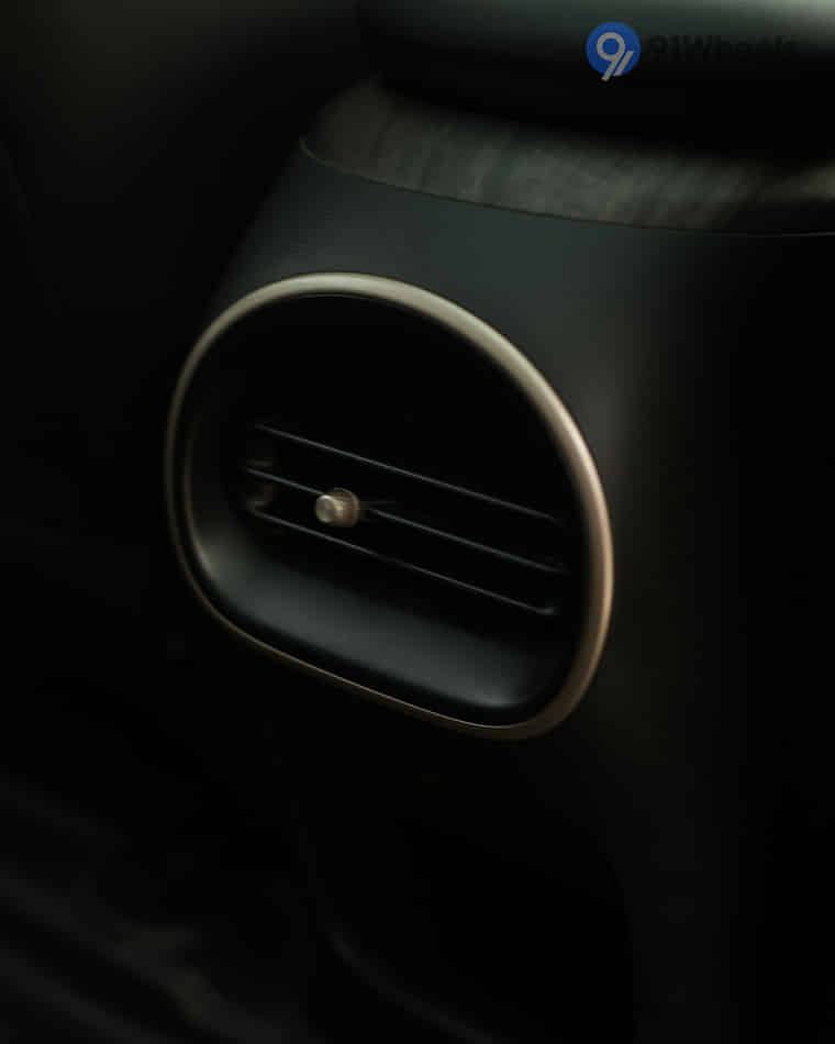 Seats & Cabin Comfort - 1