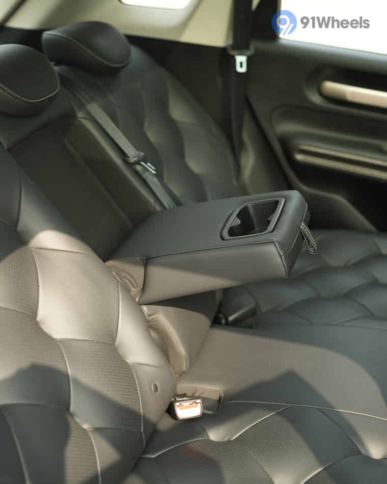 Seats & Cabin Comfort - 6