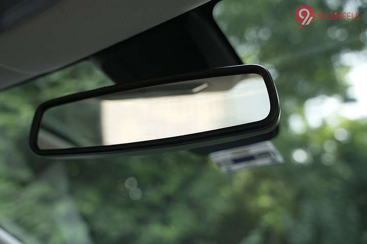 MG Windsor EV Inner Rear View Mirror