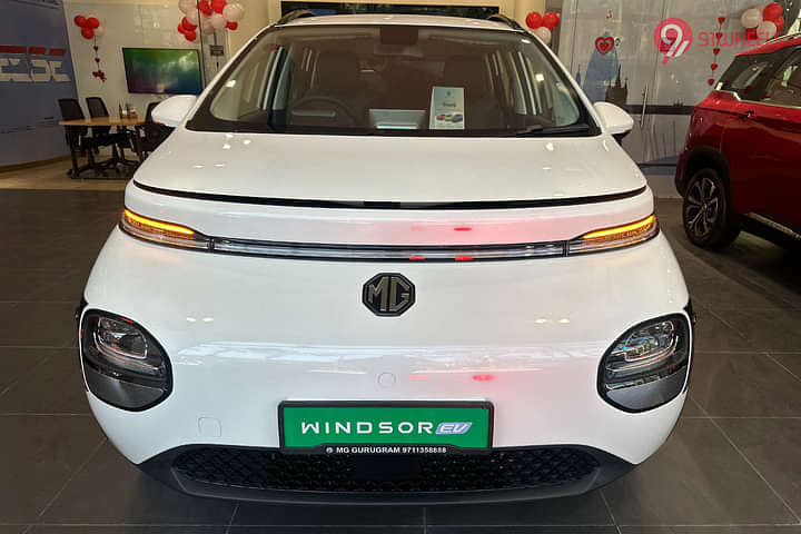 MG Windsor EV Front View