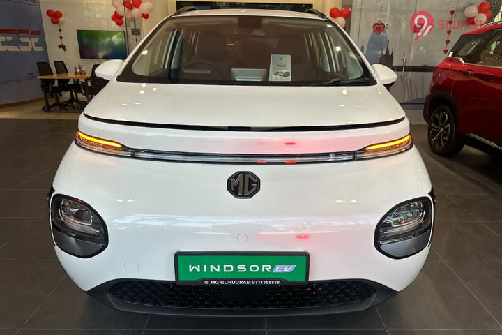 MG Windsor EV Front View