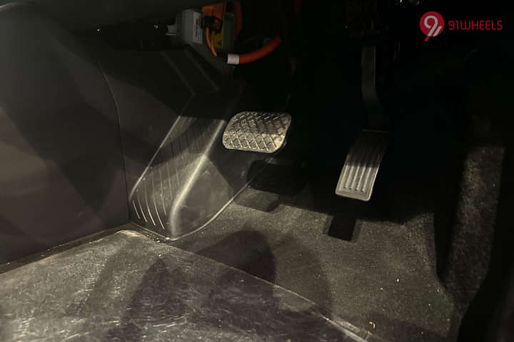 MG Windsor EV Dead Pedal