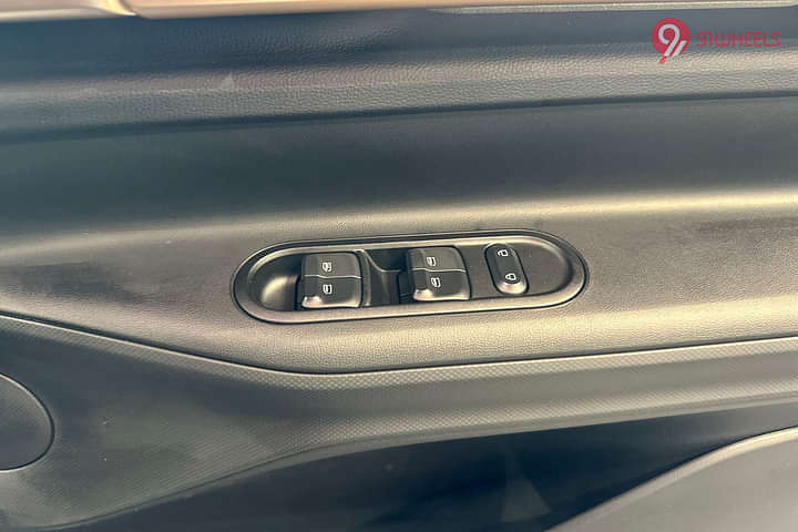 MG Windsor EV Driver Side Door Switches
