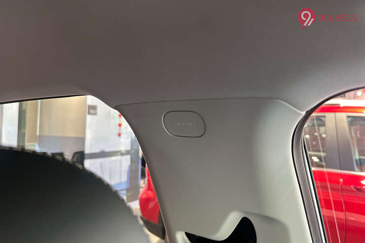 MG Windsor EV Left Side Curtain Airbag