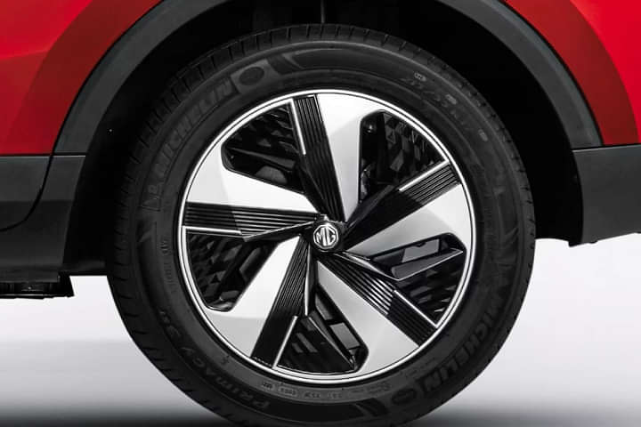 MG ZS EV 2024 Wheel