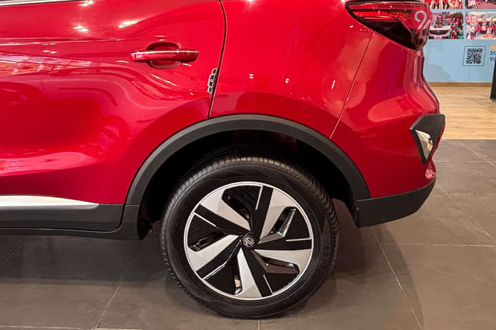 MG ZS EV 2025 Rear Fender