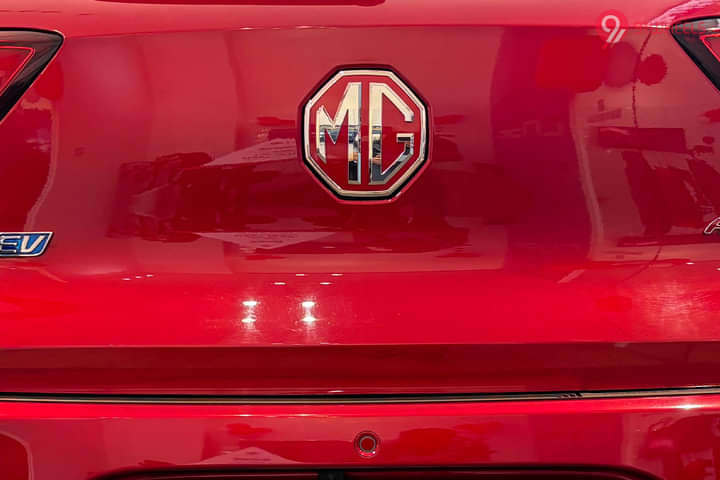 MG ZS EV 2025 Rear Badge