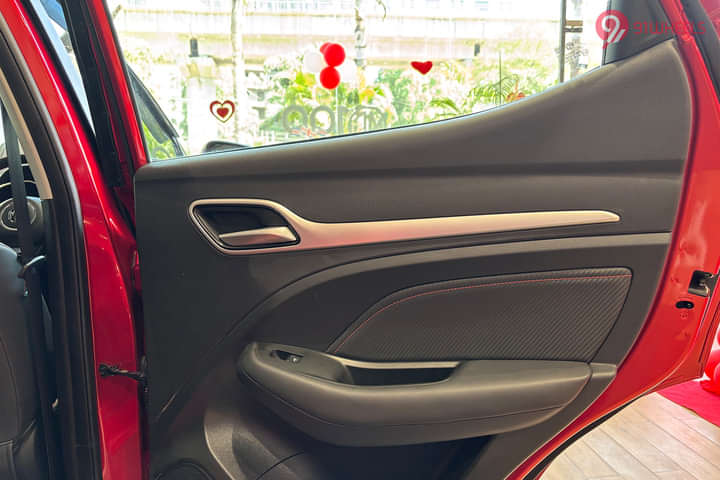 MG ZS EV 2025 Driver Side Door Pocket