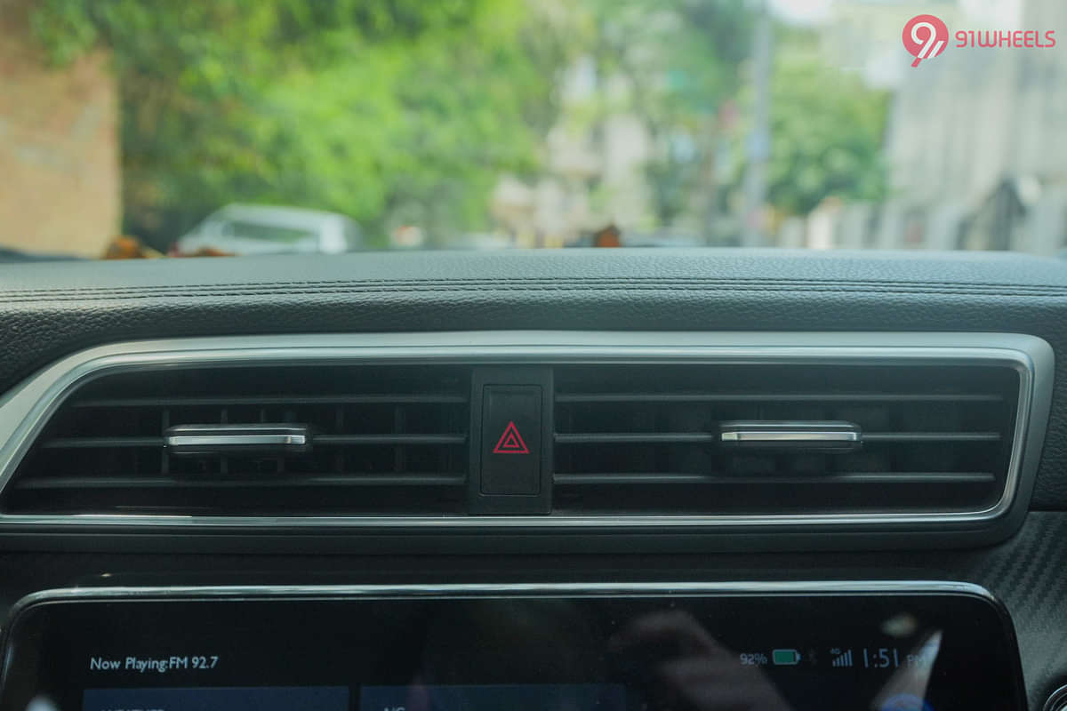 MG ZS EV Front Centre Air Vents