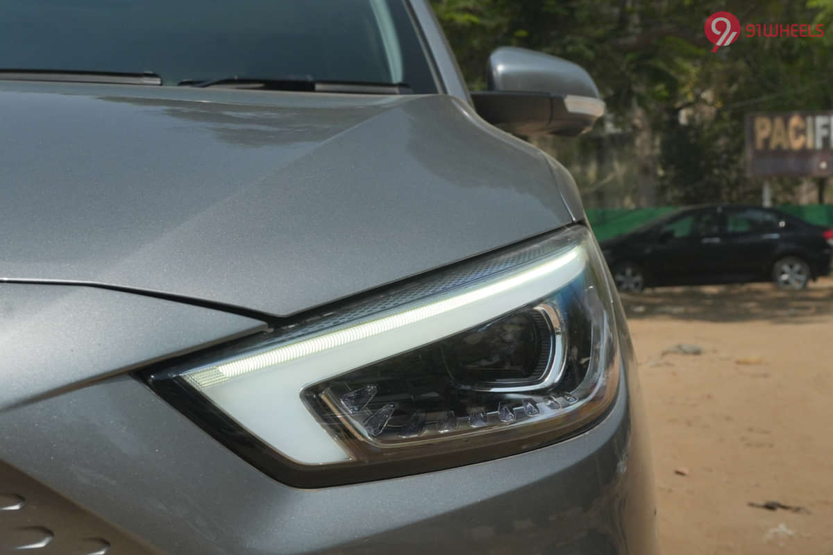 MG ZS EV Headlight