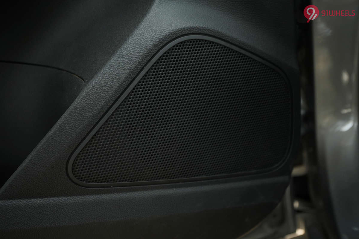 MG ZS EV Front Speakers