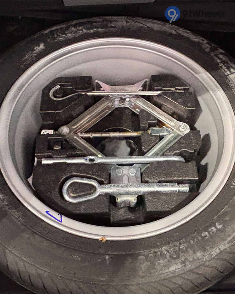 Bootspace & Utility - 5