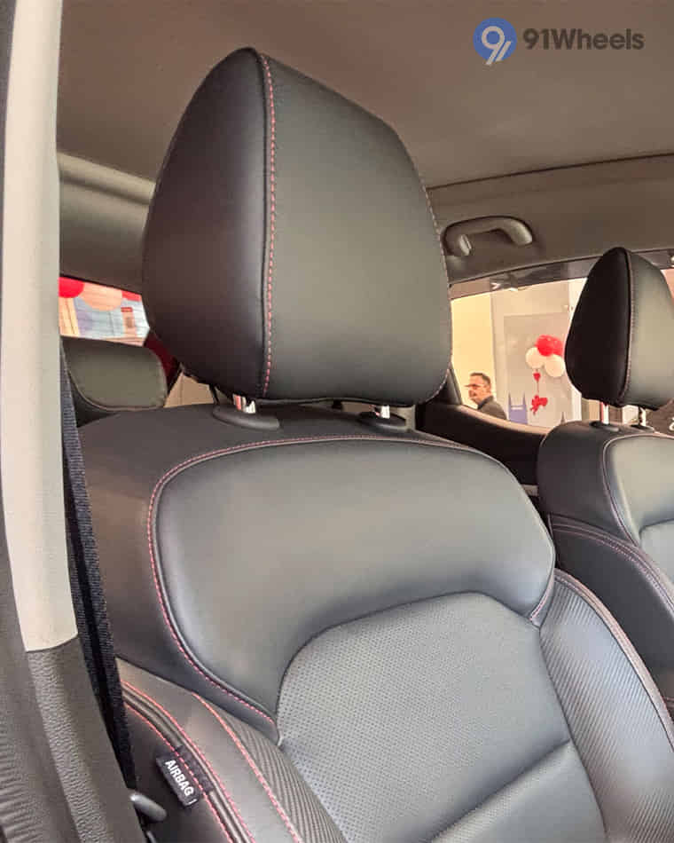 Seats & Cabin Comfort - 4