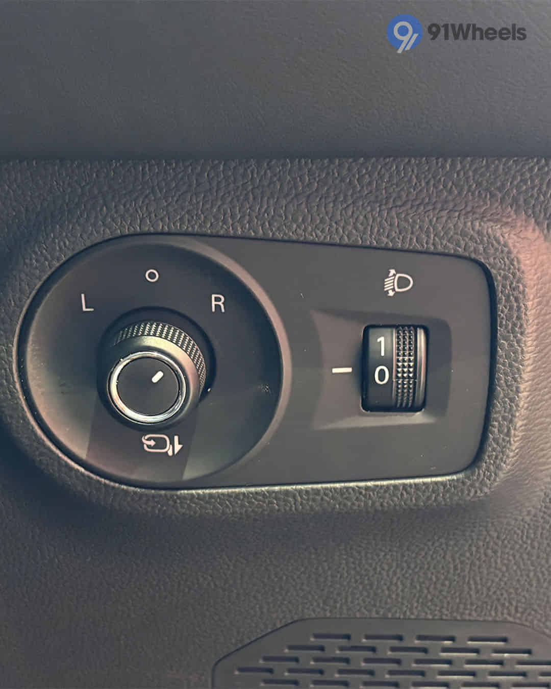 Outer Rear View Mirror (ORVM) Controls