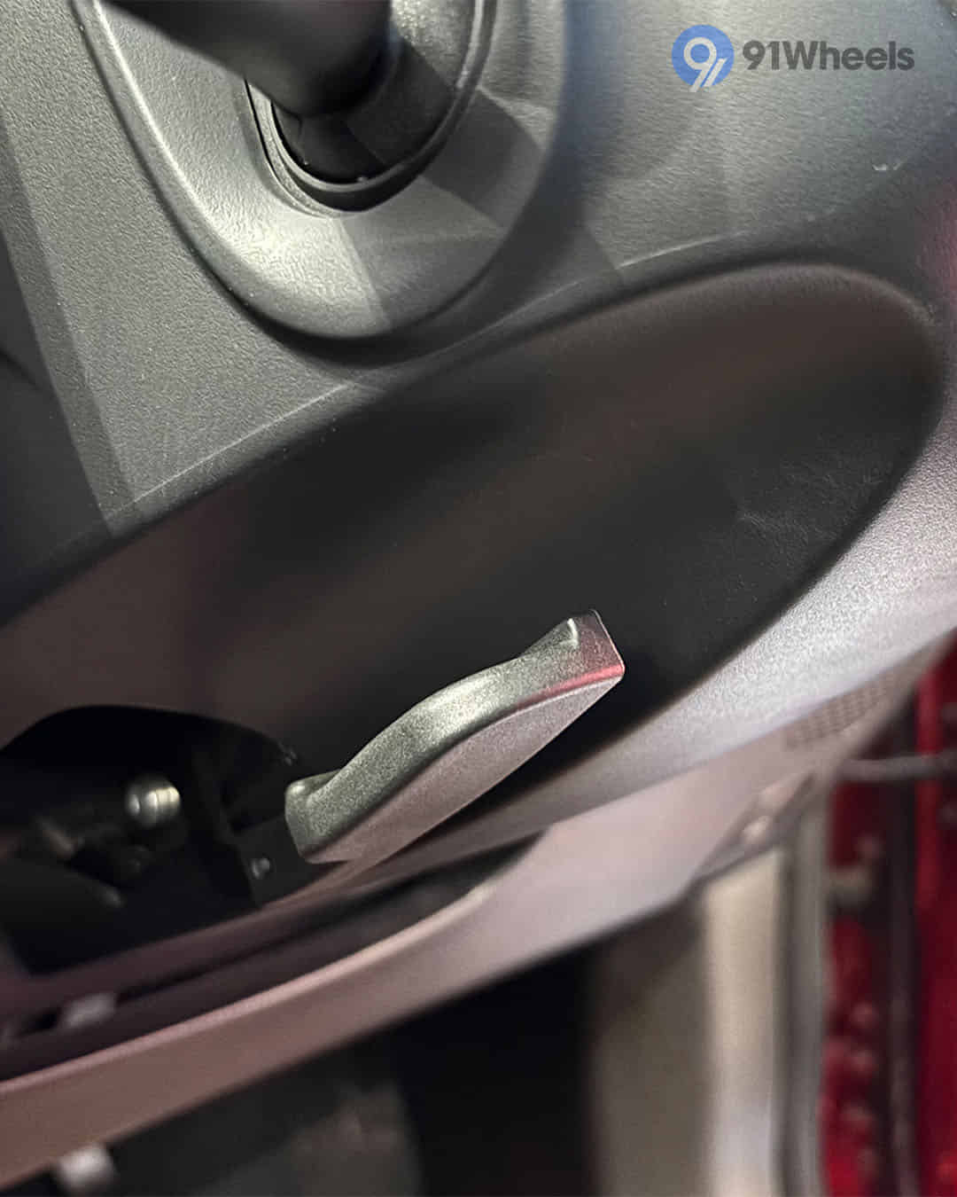 Steering Adjustment Lever / Controller