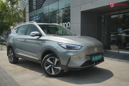 ZS EV image