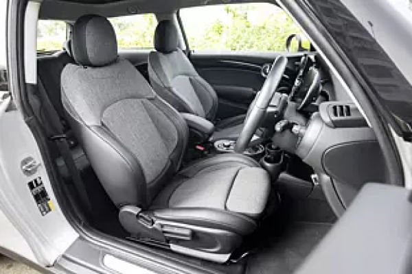 Mini 3 Door Hatch 2020-2025 Front Row Seats