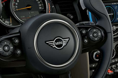 Mini 3 Door Steering Wheel Image